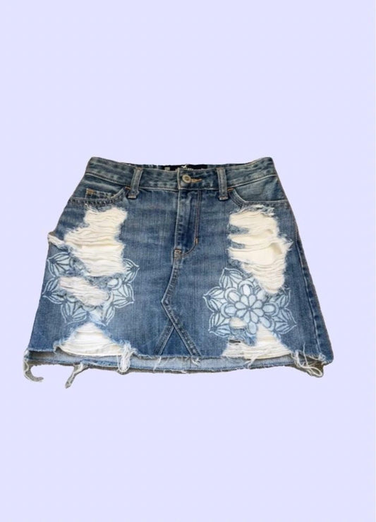 Mandala Mini Skirt ~ Hollister Women's Size 00/23R