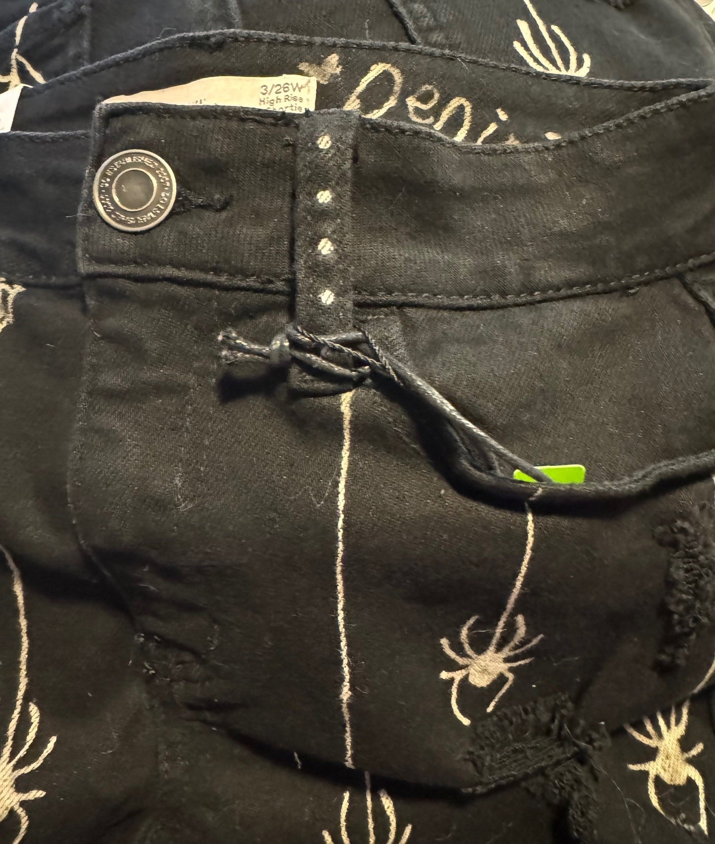 Spider Hand Bleached Shorts -  SO HIGH RISE SHORTIE SHORT  Size 3/26W