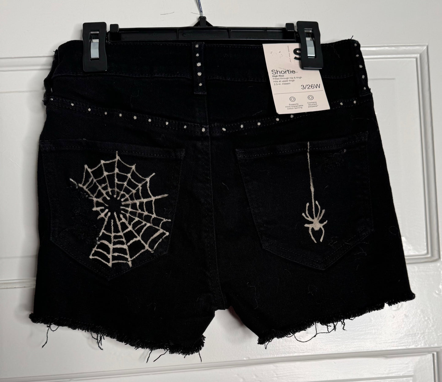 Spider Hand Bleached Shorts -  SO HIGH RISE SHORTIE SHORT  Size 3/26W