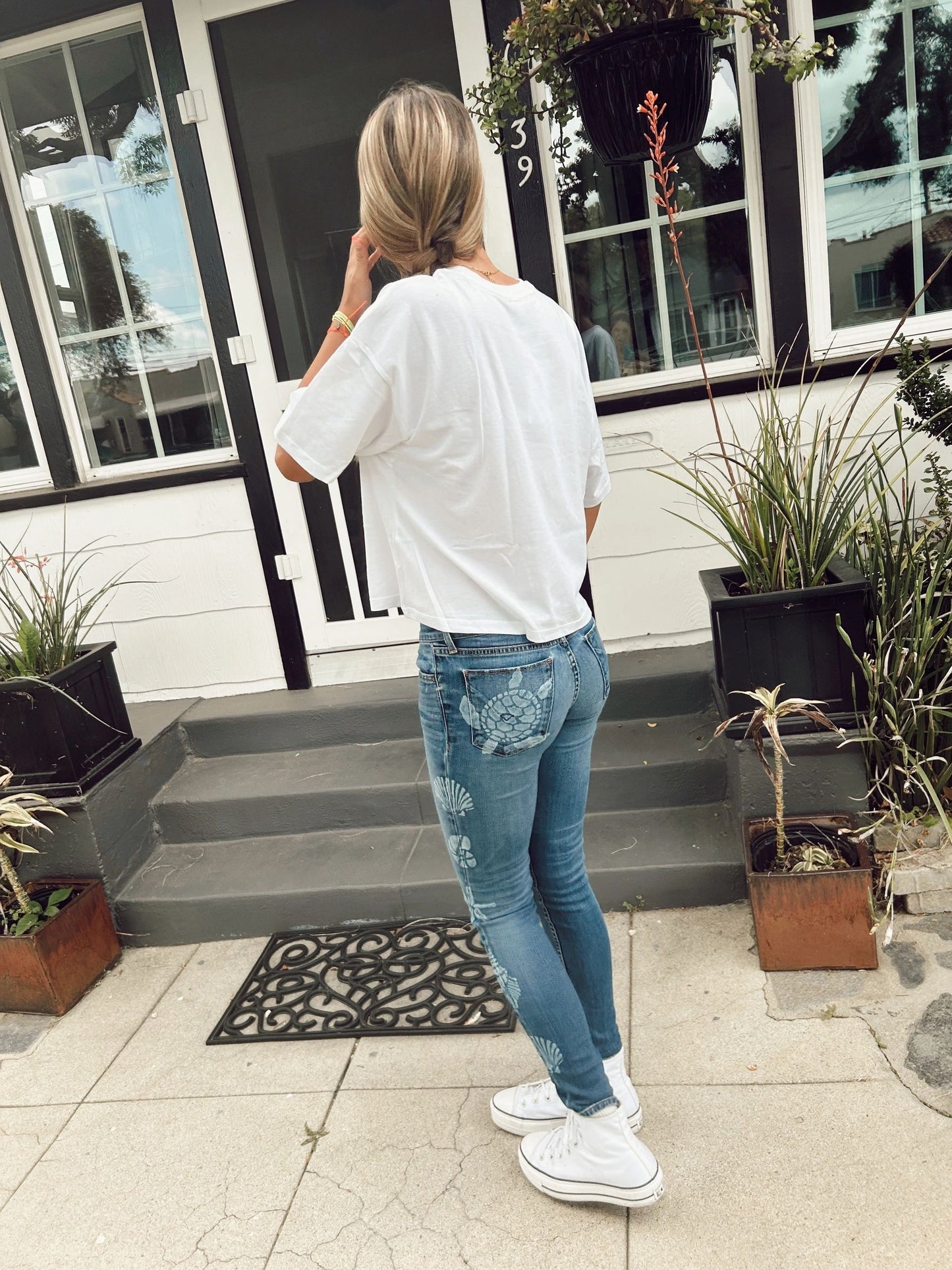 Shell Jeans ~ Hudson Women's Size 26/2