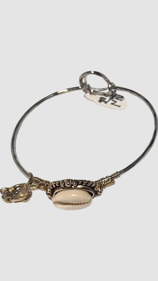 Shell Honu Gold Tone Bracelet