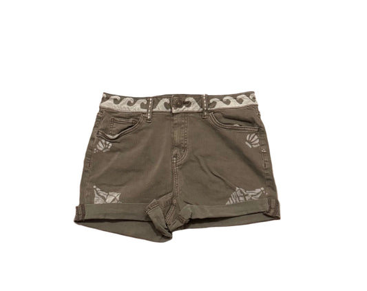 SO brand high-rise green midi shorts with hand-applied seashells on front, hem, and back pockets – wave-cut waist, one-of-a-kind size 9/29