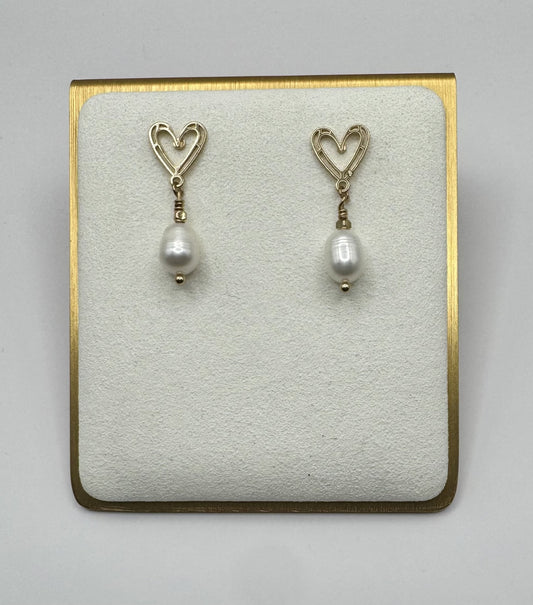 Heart Hanging Faux Pearl Earrings in Silver or gold