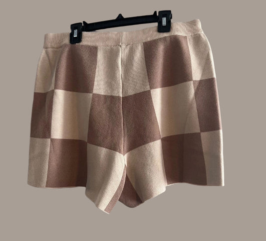 Checkered  Woven Short - Like Butter