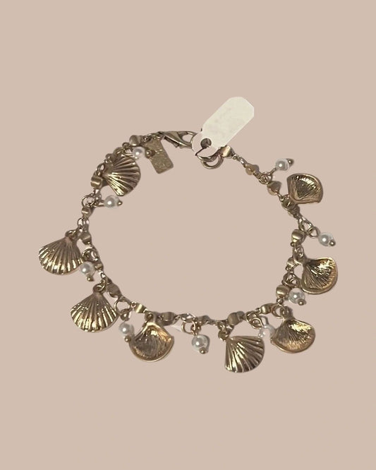 Shell and Pearl Gold Bracelet
