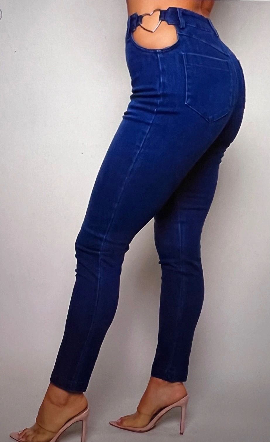 Heart Cutout Curvy Skinny Jean