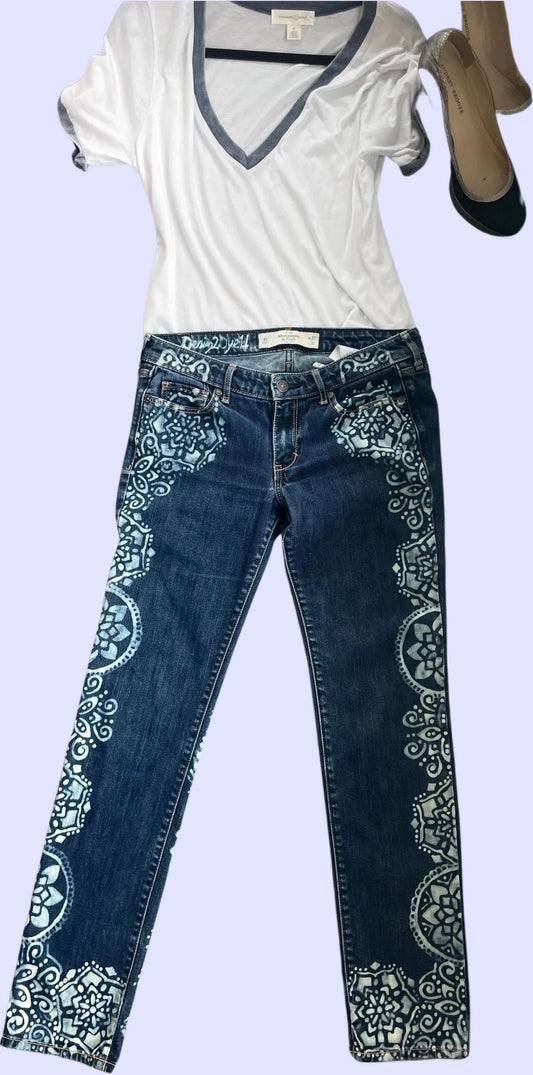 The Universe Jean ~ Abercrombie & Fitch Women's Size 4