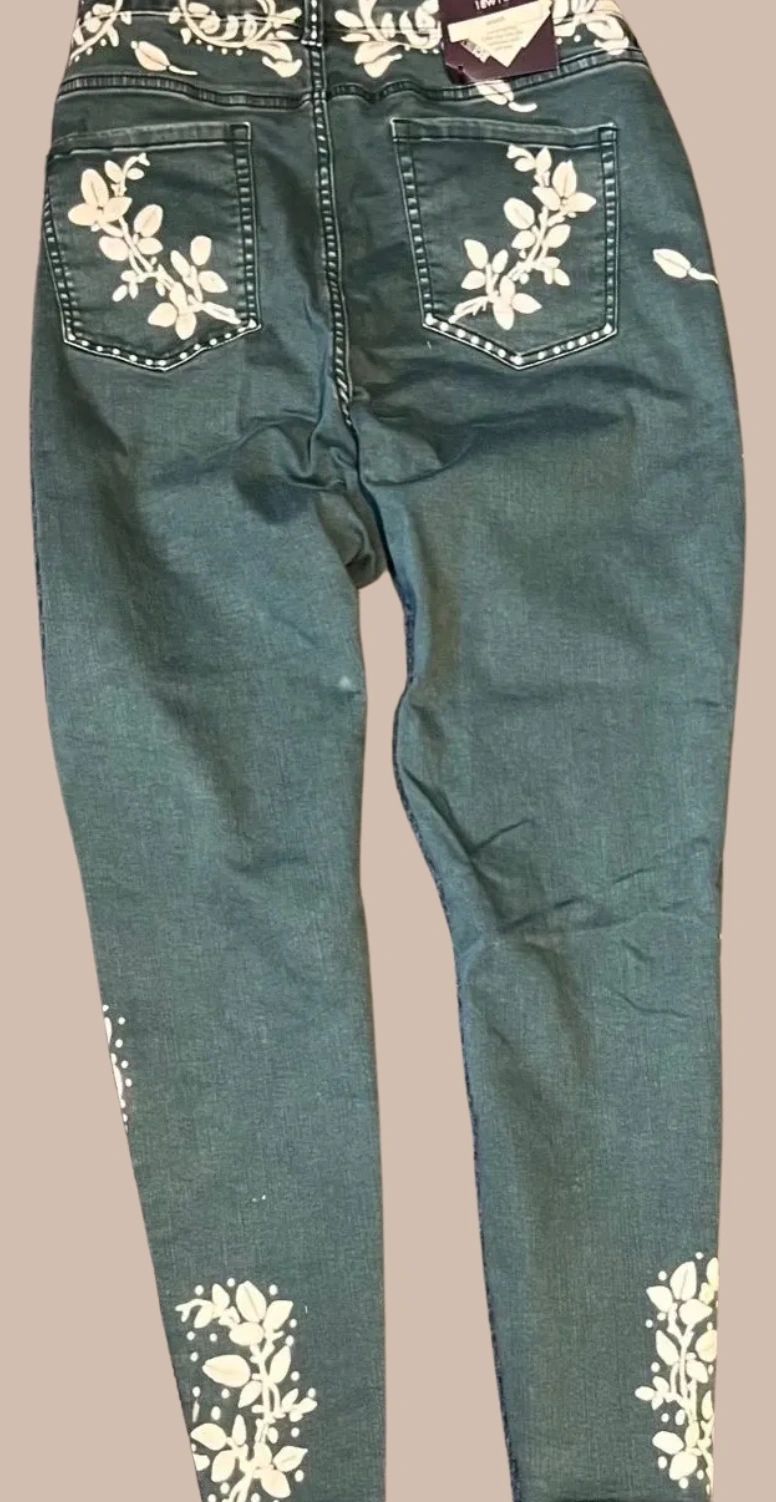 Forest Green Vine Jeans ~ Ava & Viv Women's Size 18W