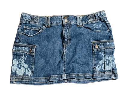 hibiscus-cargo-hand-bleached-denim-mini-skirt-bbj-dark-blue-denim2dye4