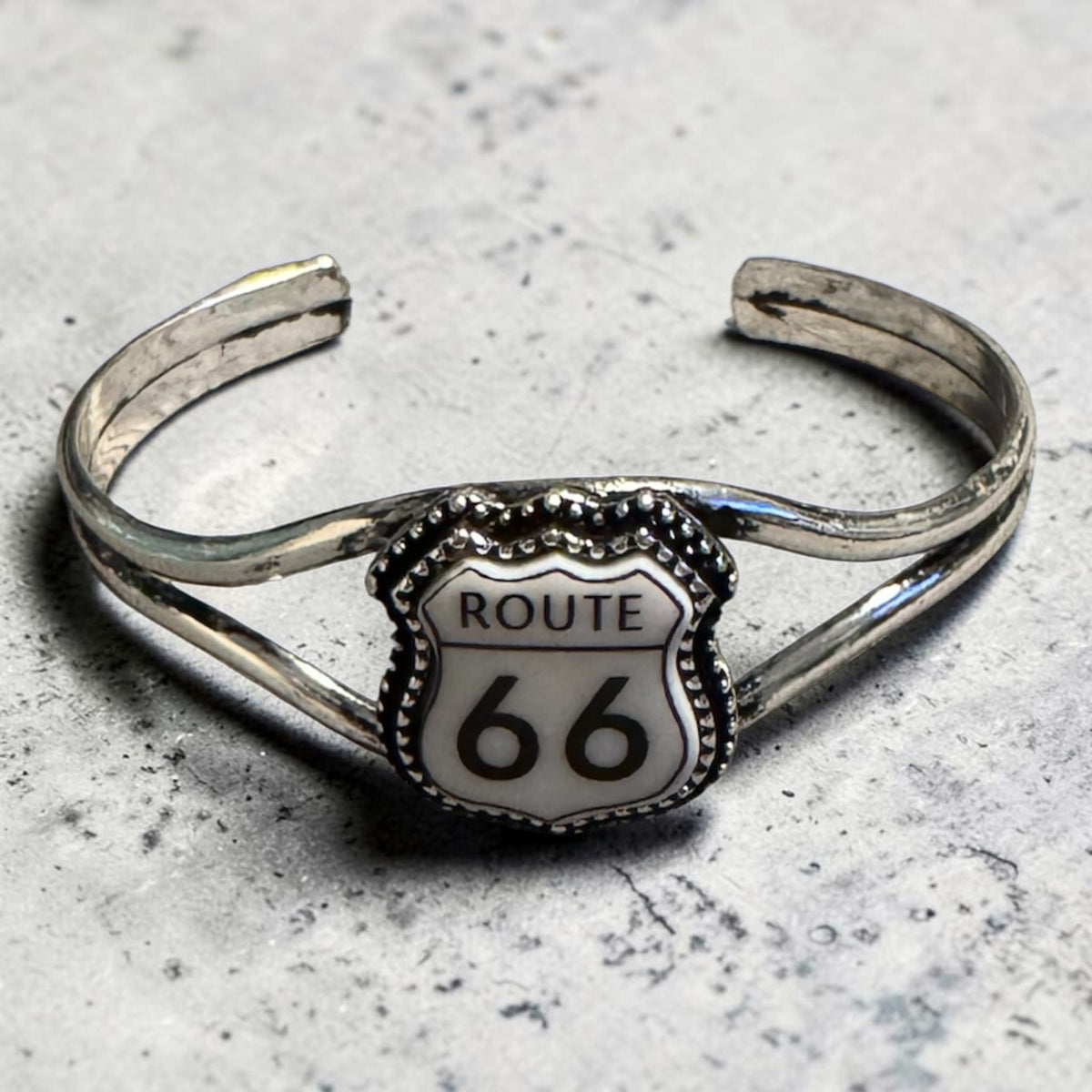 route-66-adjustable-stainless-steel-bangle-silver-black-white.jpg  FRONT