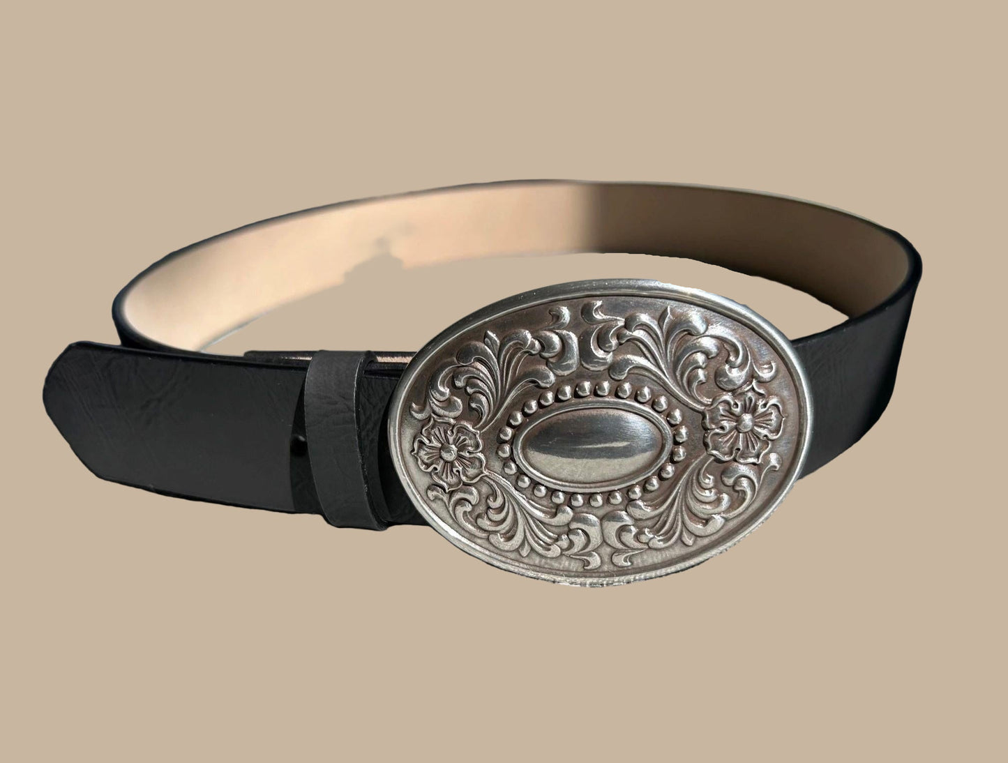 Western Oval Floral Buckle * Black Belt