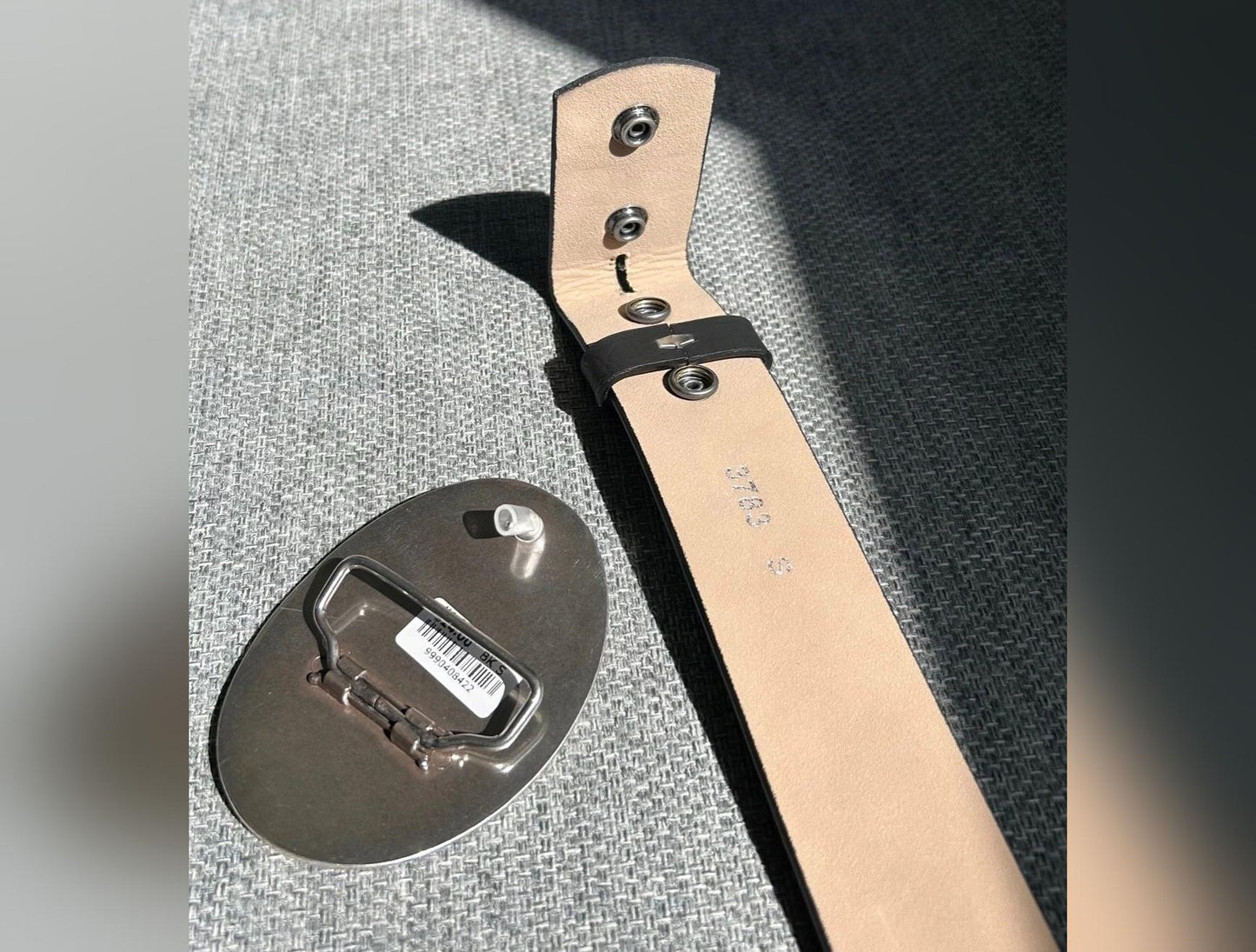 Western Oval Floral Buckle * Black Belt